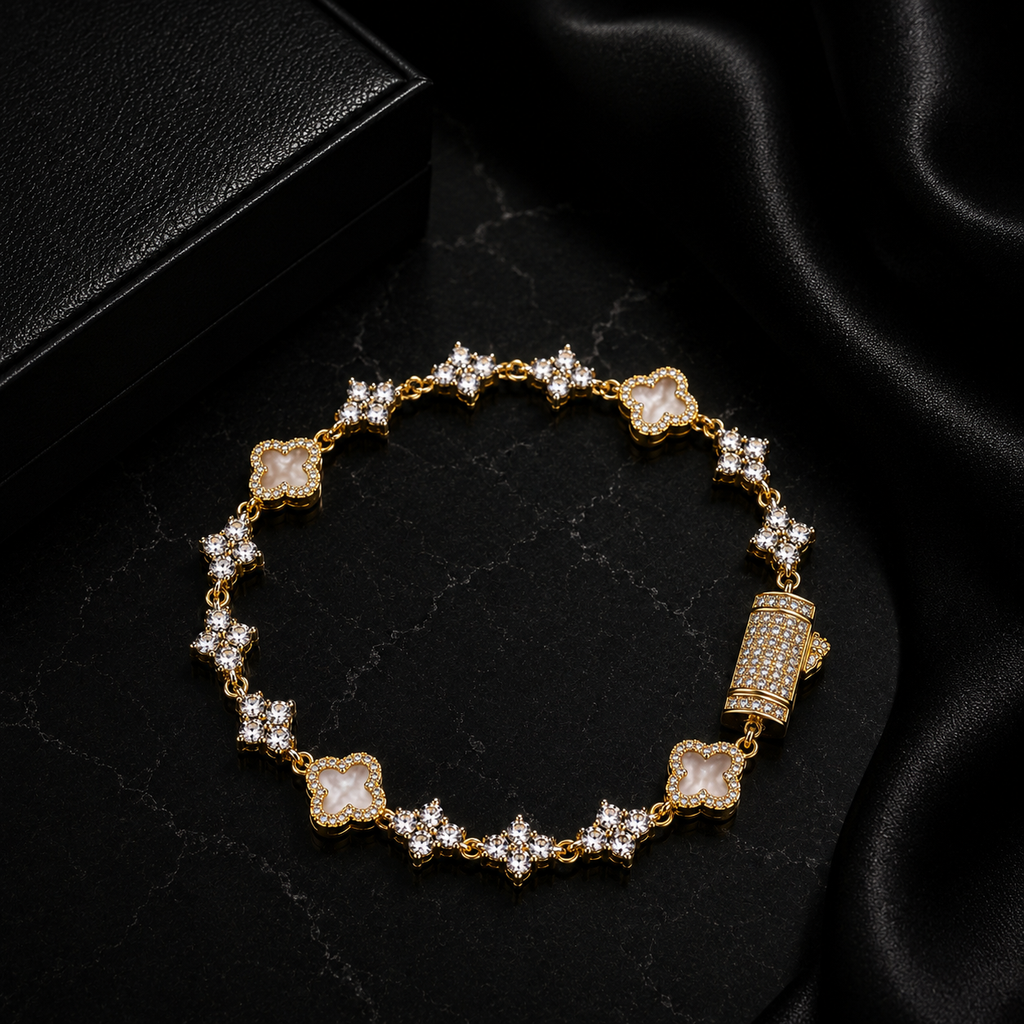 ✨ Luxury Clover Armband