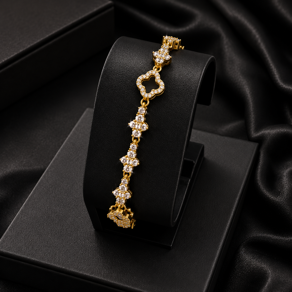 ✨ Luxury Clover Armband