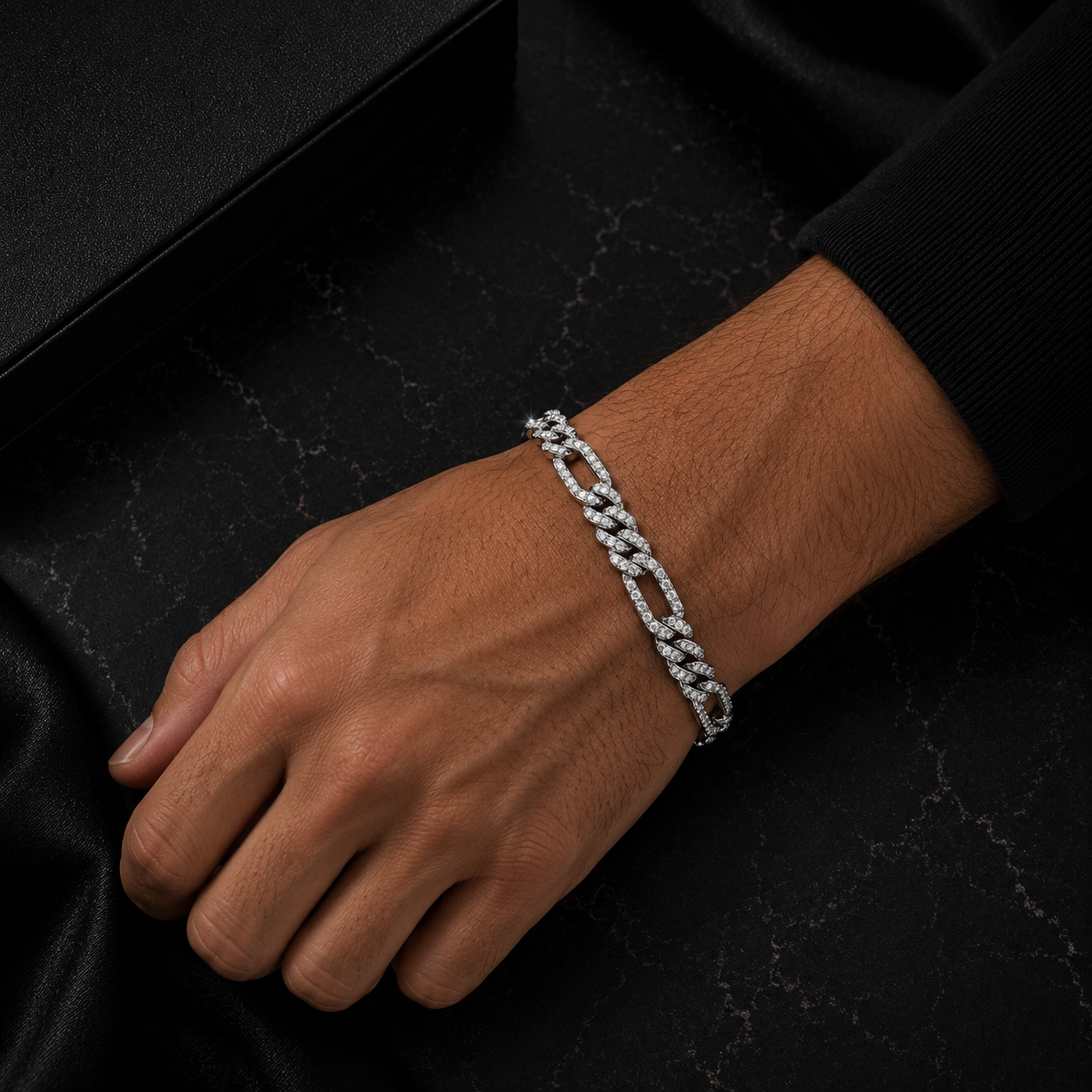 ✨ Luxury Cuban Armband