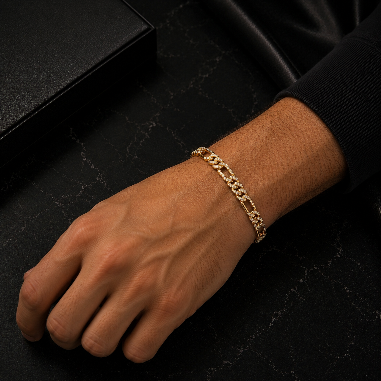 ✨ Luxury Cuban Armband