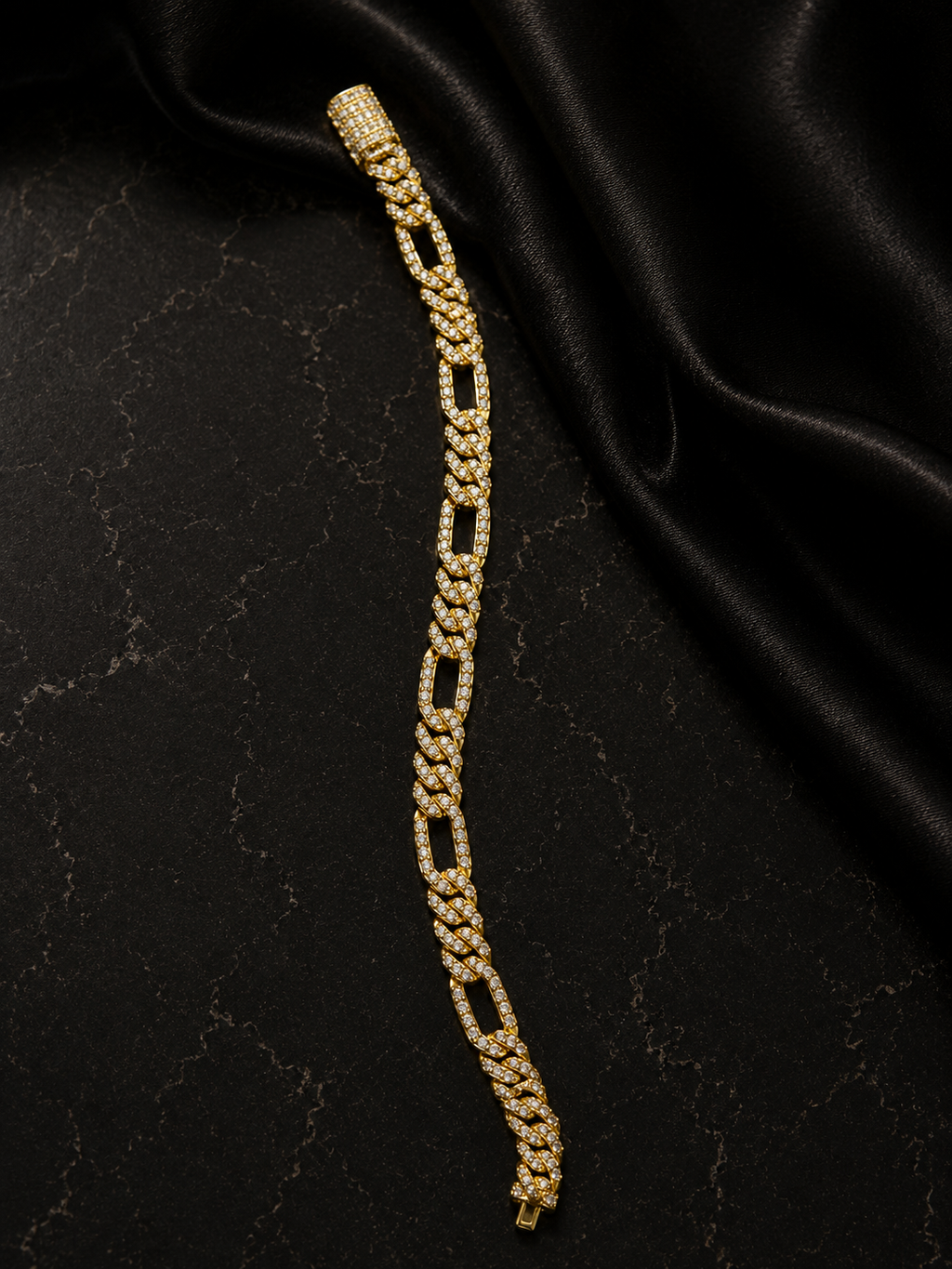 ✨ Luxury Cuban Armband