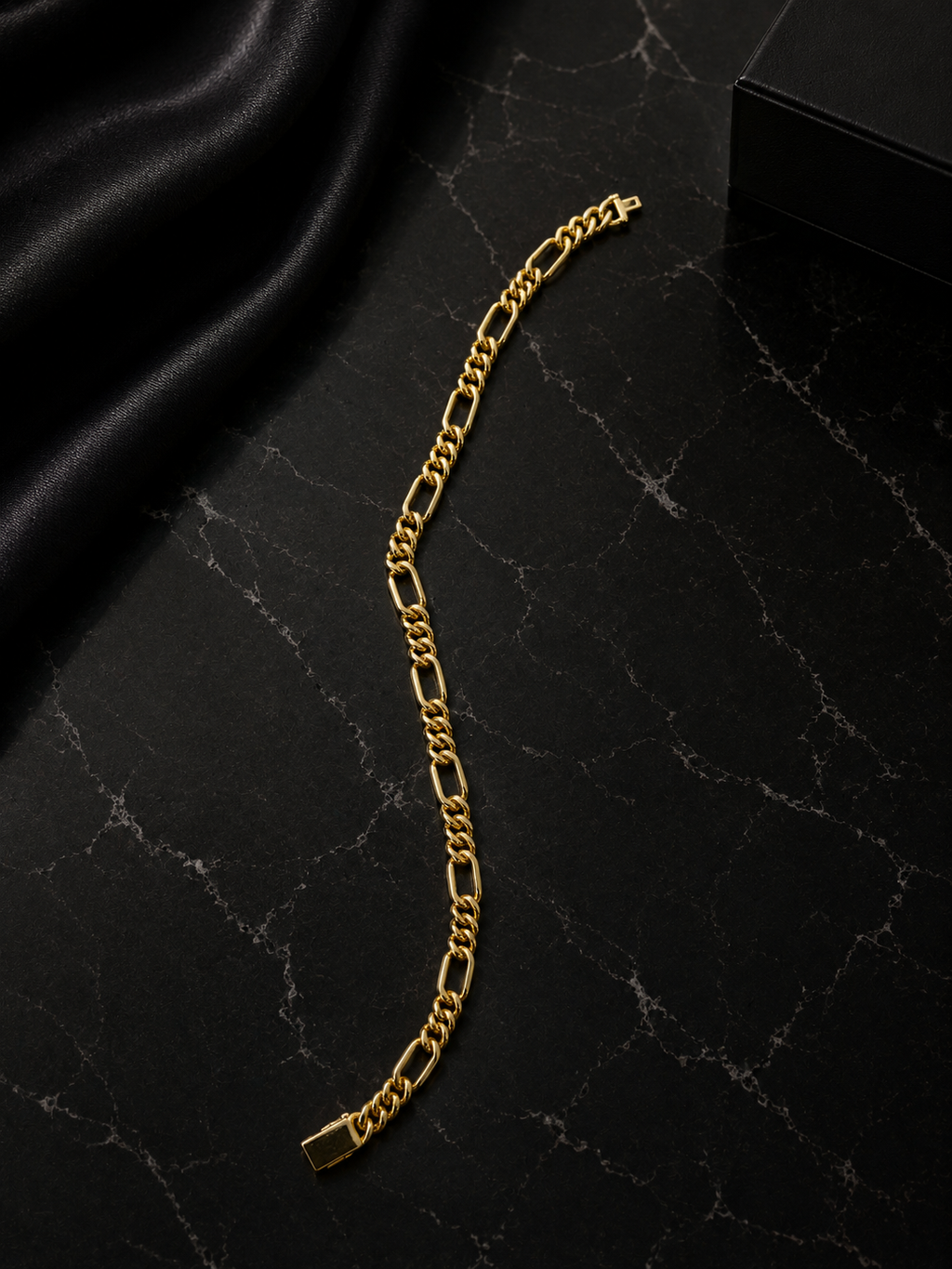 ✨ Luxury Cuban Armband